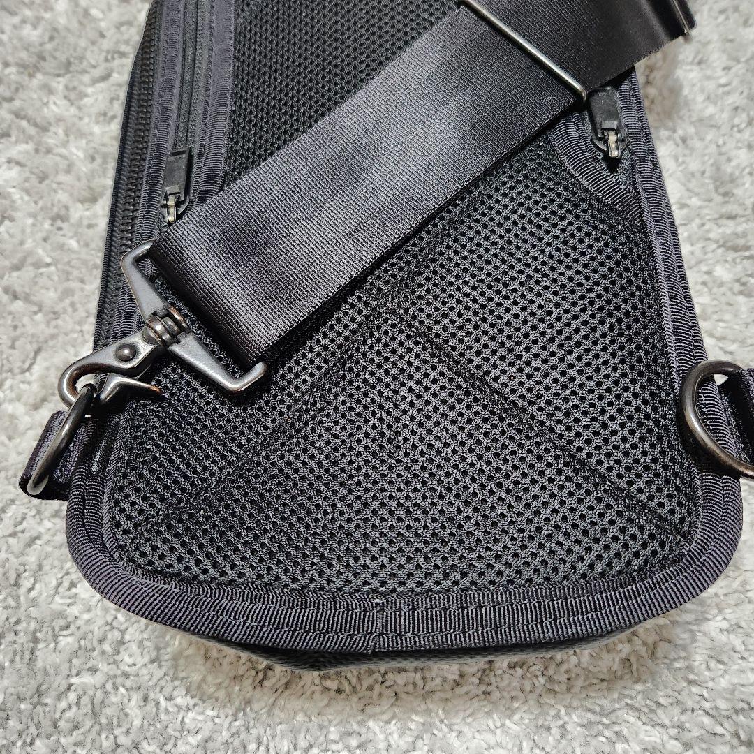 【美品】PORTER HEAT スリングショルダーバッグ