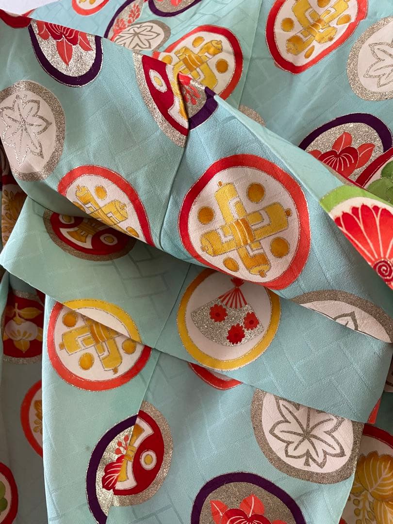 七五三　3歳　白レースの被布とアンティークお着物セット