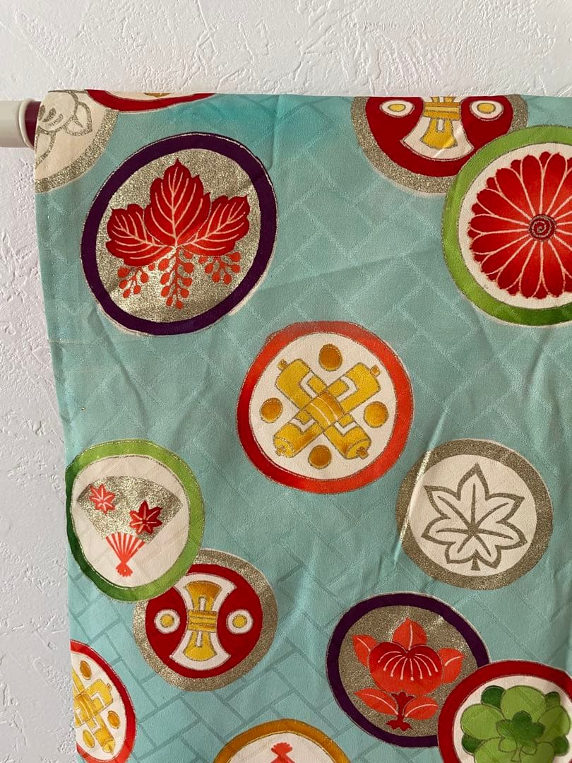 七五三　3歳　白レースの被布とアンティークお着物セット