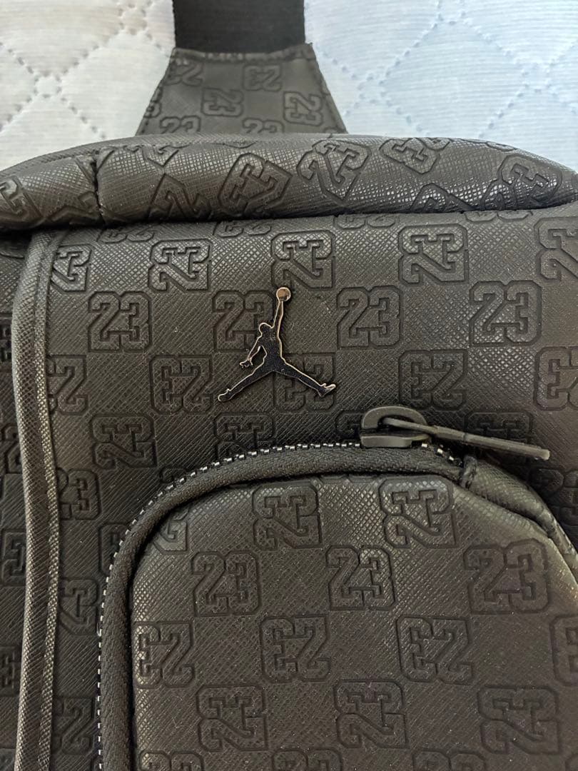 【完売品】ジョーダン クロスボディバッグ モノグラム