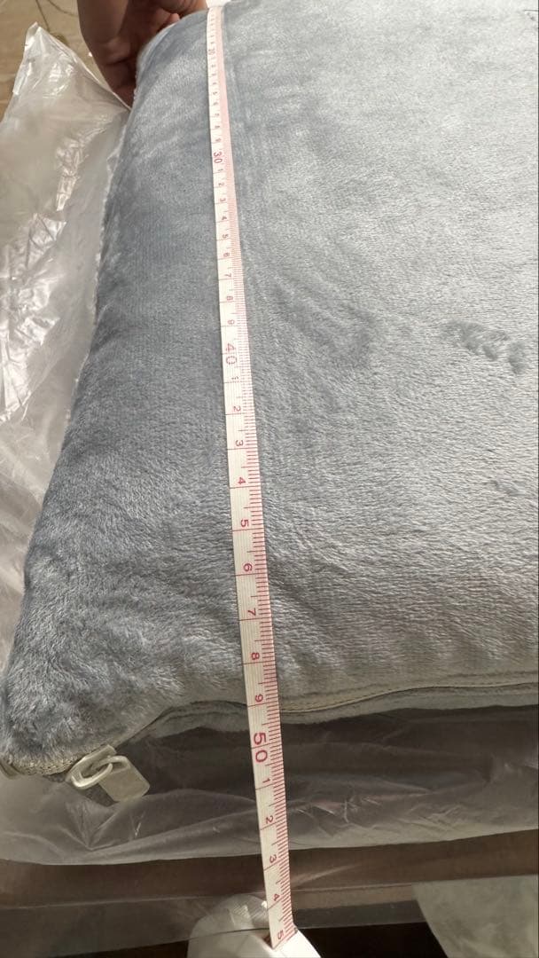 16代目クラウンロゴ入り車用クッションシリーズ