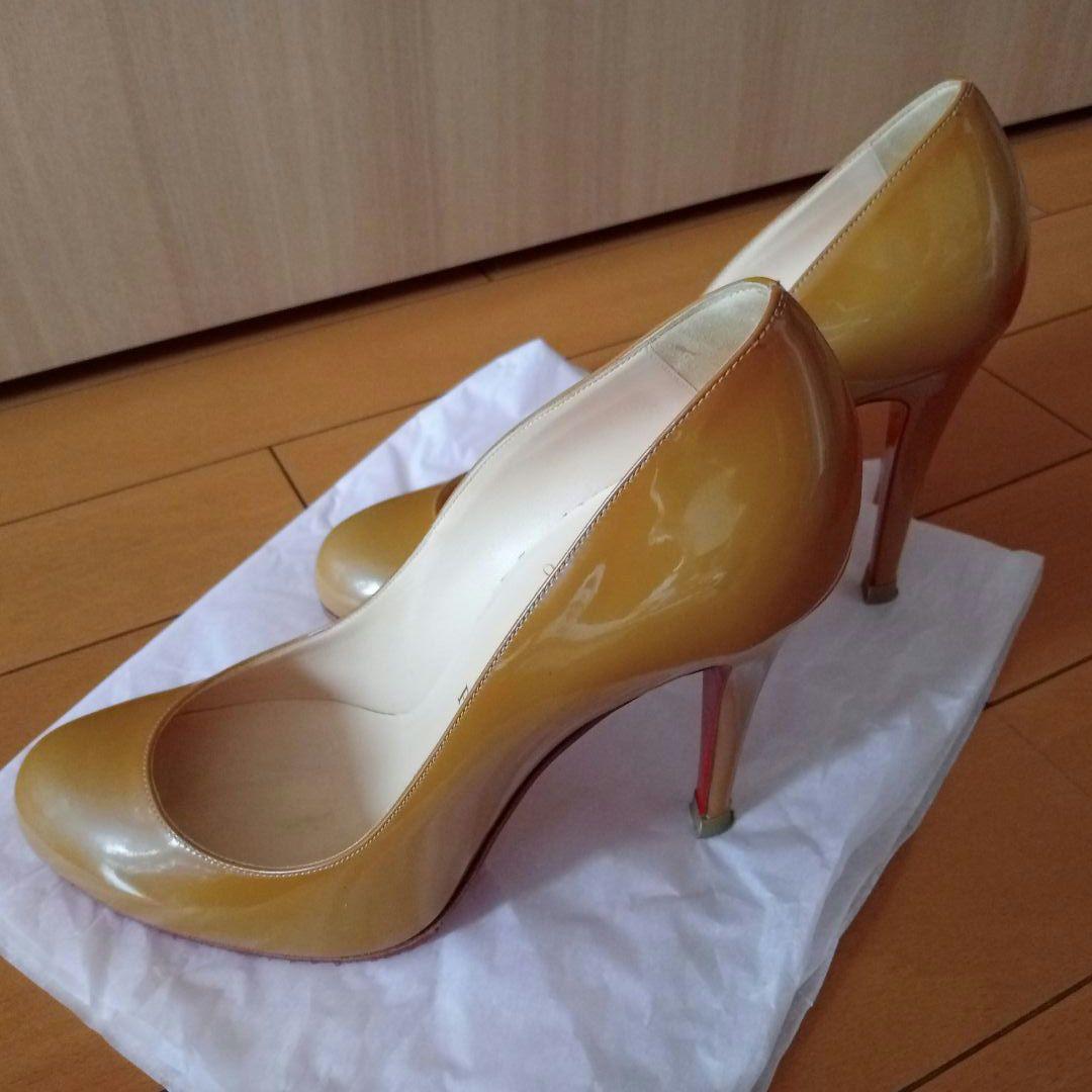 再値下げ！Christian Louboutin ベージュ 36.5インチ