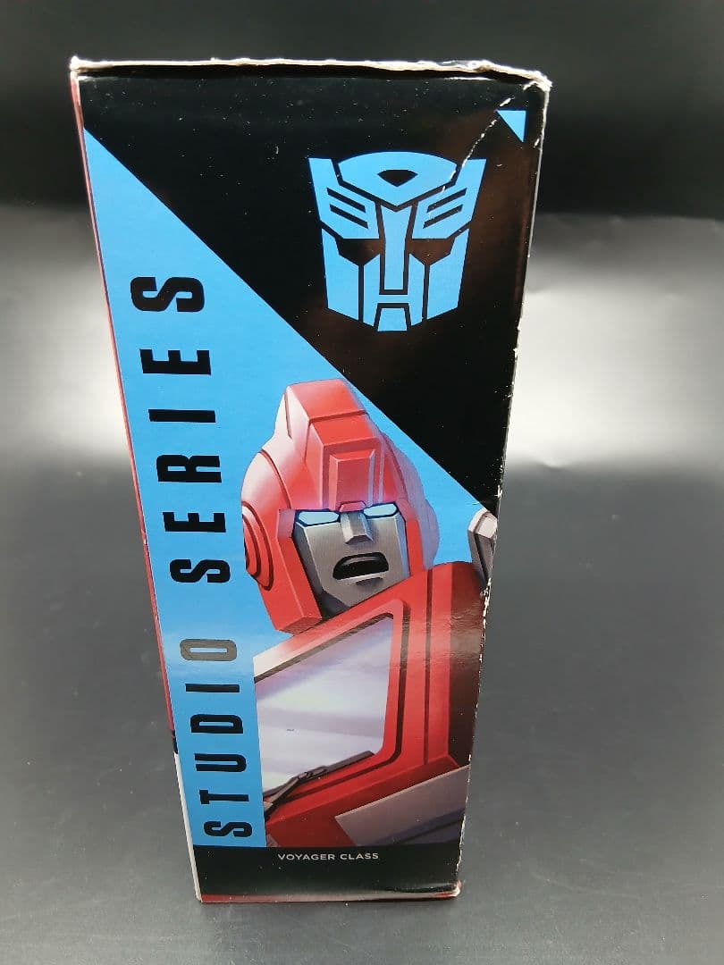 トランスフォーマー　スタジオシリーズ　SS-97 アイアンハイド フィギュア