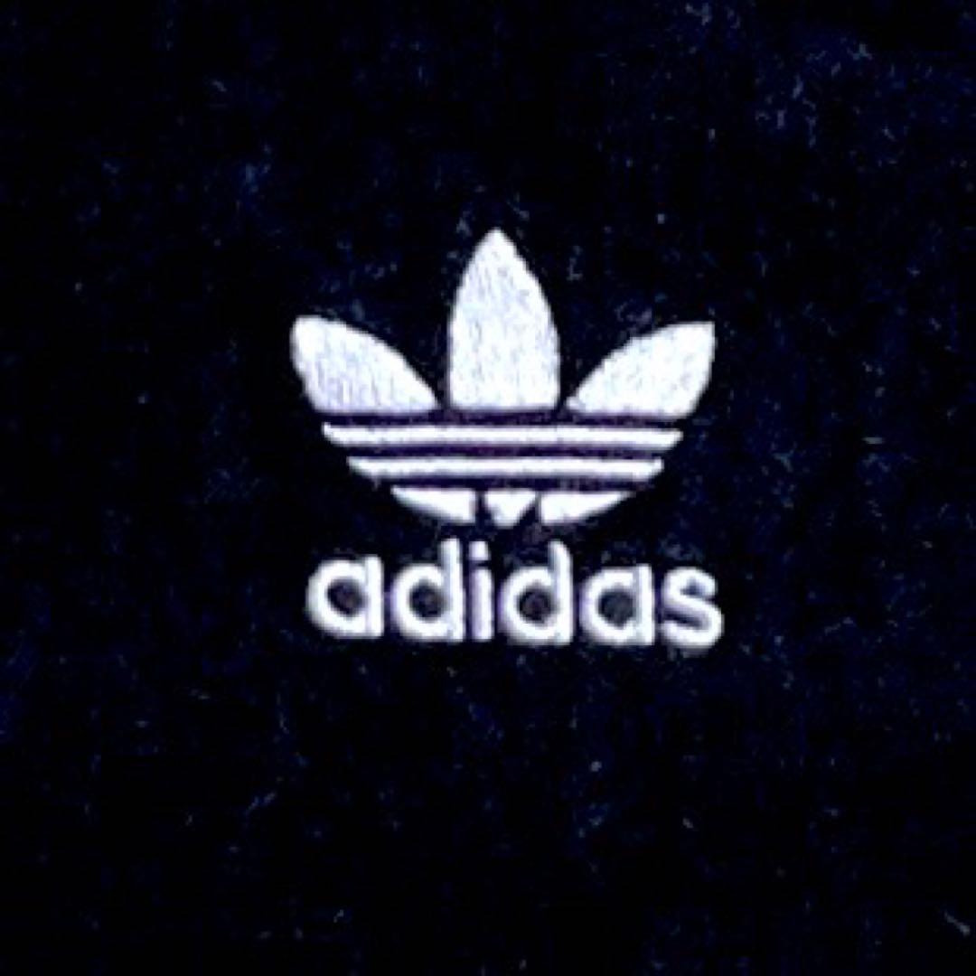 アディダスオリジナルス トラックジャケット ベロア ロゴ刺繍 y2k ブラック