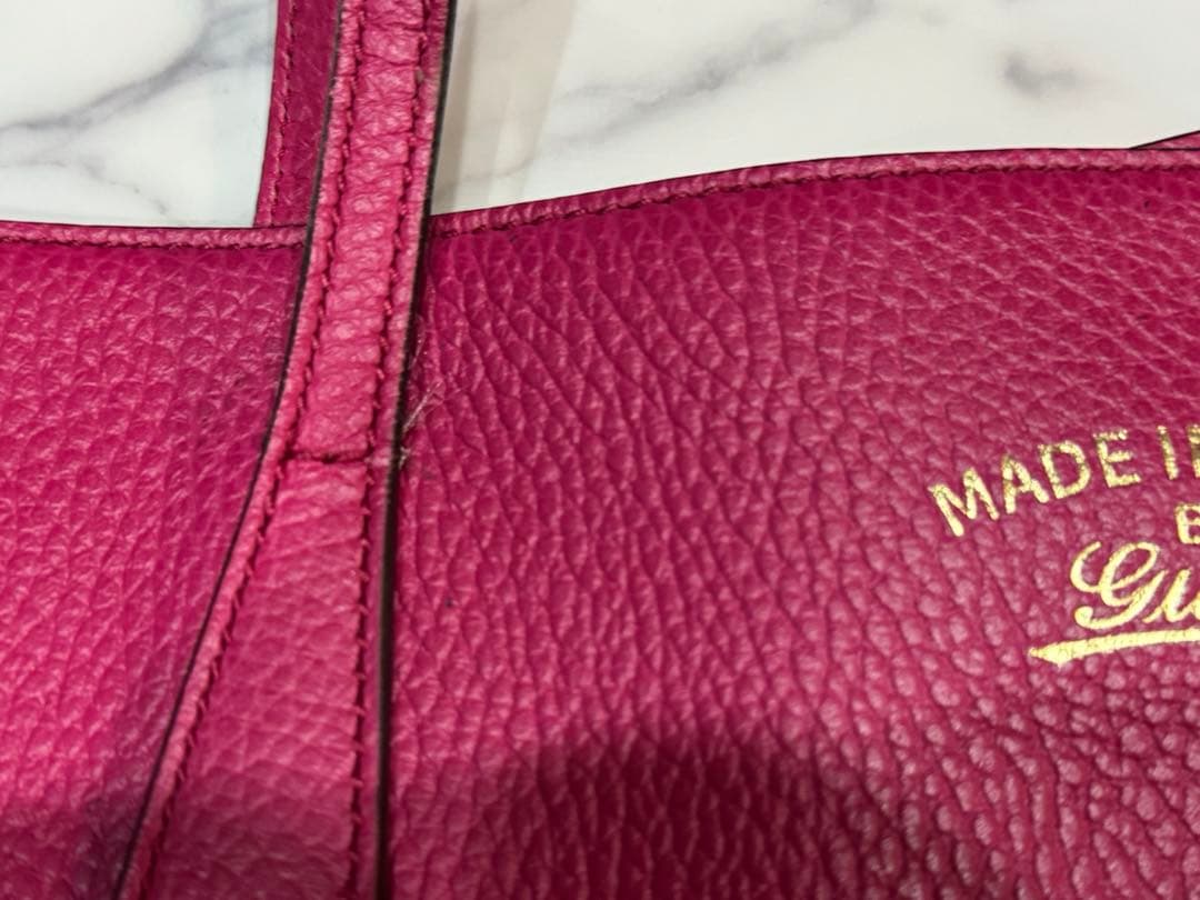 Gucciレザーピンク トートバッグA4入ります保存袋付き