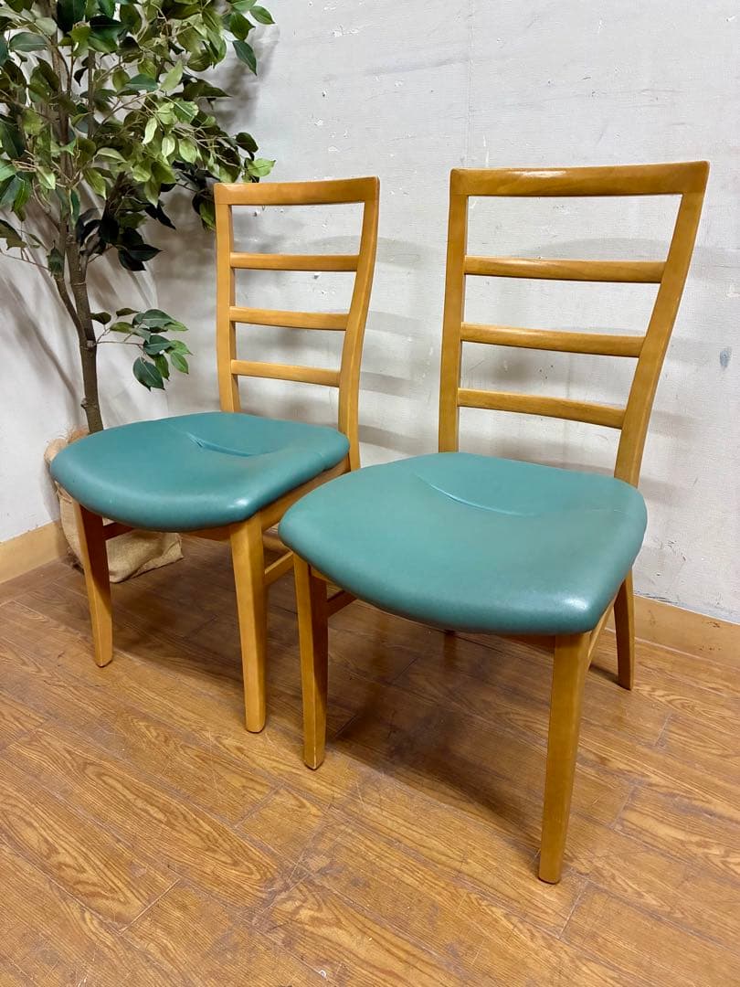 管427☆送料無料☆カリモク家具☆Direttore☆ダイニングチェアー2脚