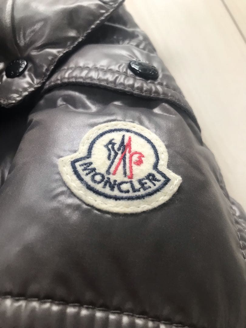 2月まで限定値下げ！モンクレール　希少❗️ショートダウンジャケット　xs 美品
