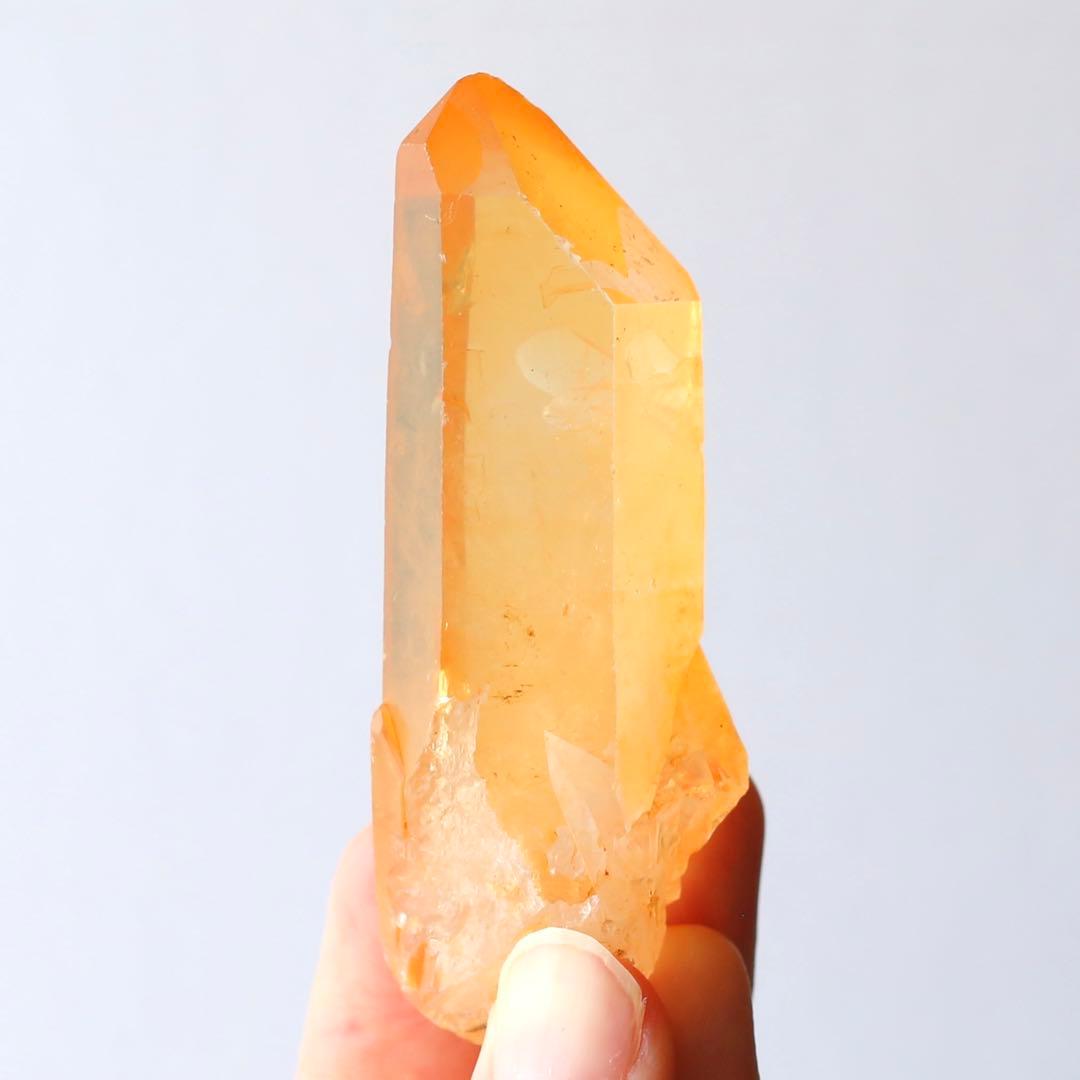 タンジェリンクォーツ 蜜柑水晶 天然石 水晶 鉱物 一点物 健康