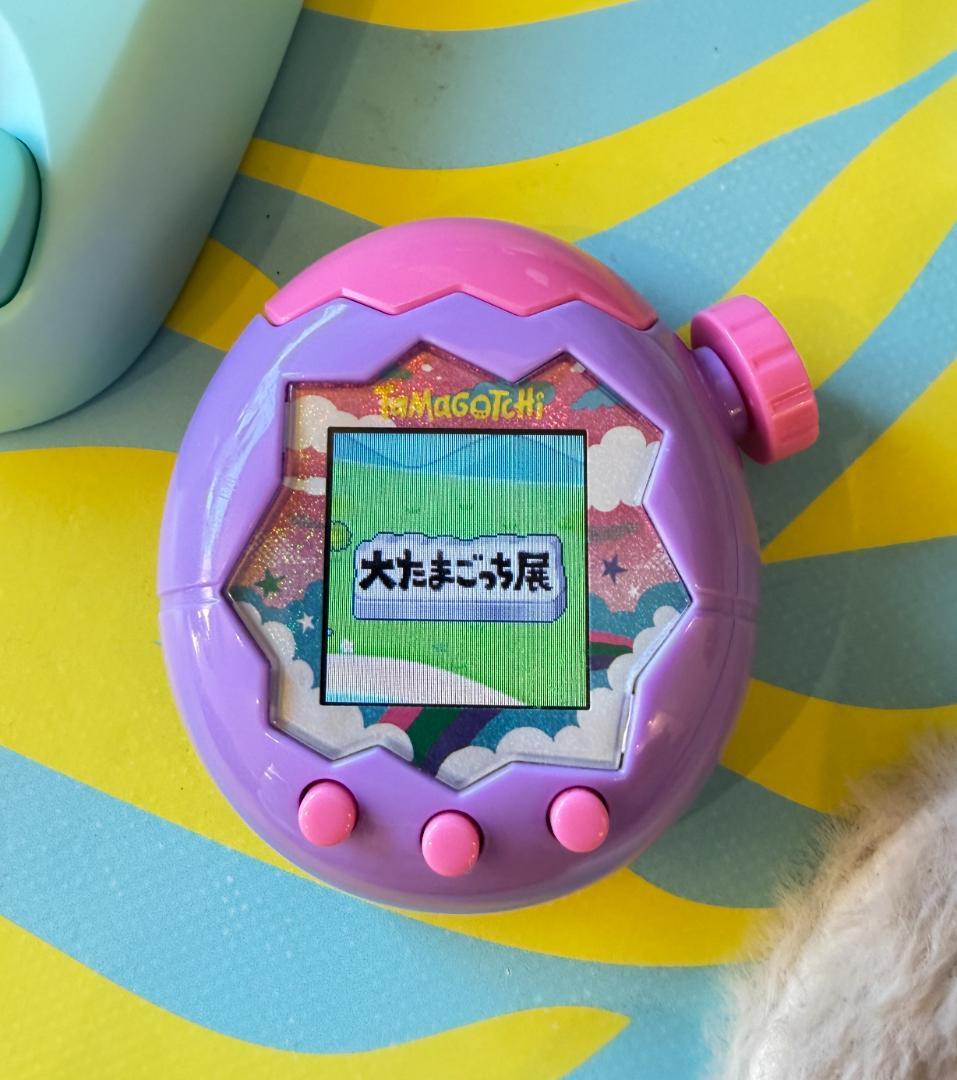 たまごっち パラダイス 本体 Purple Sky（ストラップ・アイテム付き）