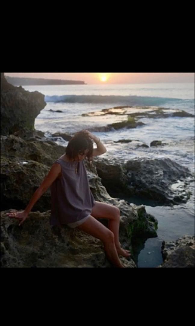 エトレトウキョウ　スイムウェア　ラッシュガード