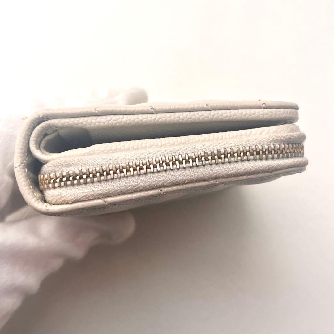 サンローラン Vステッチ キルティング 二つ折り財布 YSL 0202-①