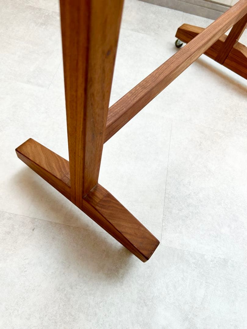 【定価15万のオーダーメイド品】ネイルディスプレイ台　ネイルサンプルディスプレイ