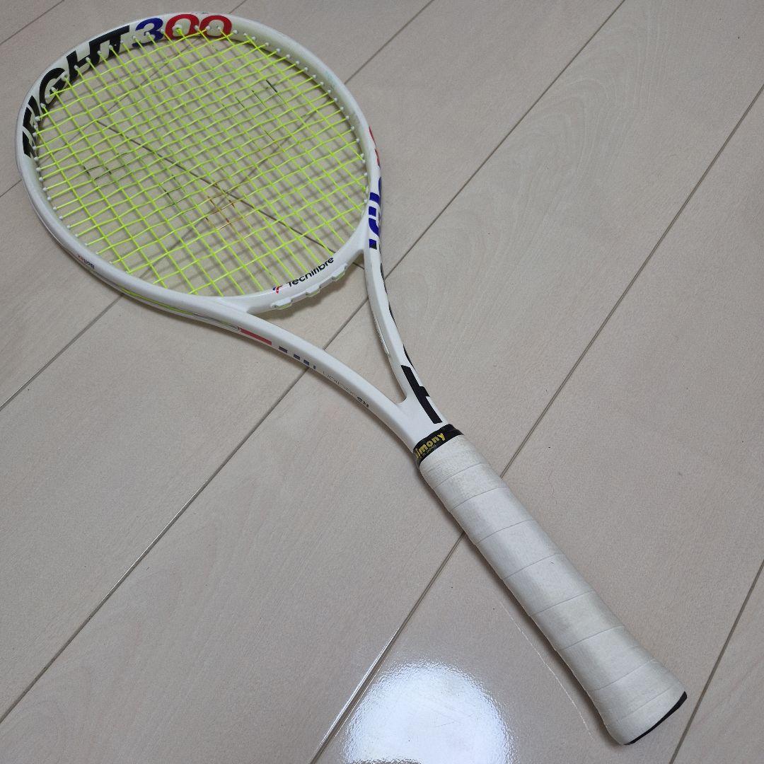 Technifibre T-fight 300 G2テニスラケット