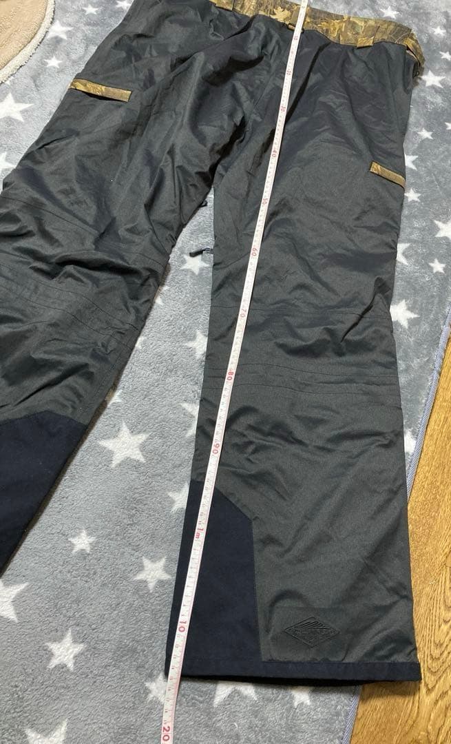 Columbia OMNI-TECK カモフラ　スノーボードウェア 男性用