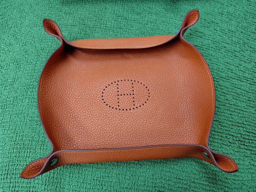 HERMES ヴィドポッシュトレー 25cm×25cm オレンジ