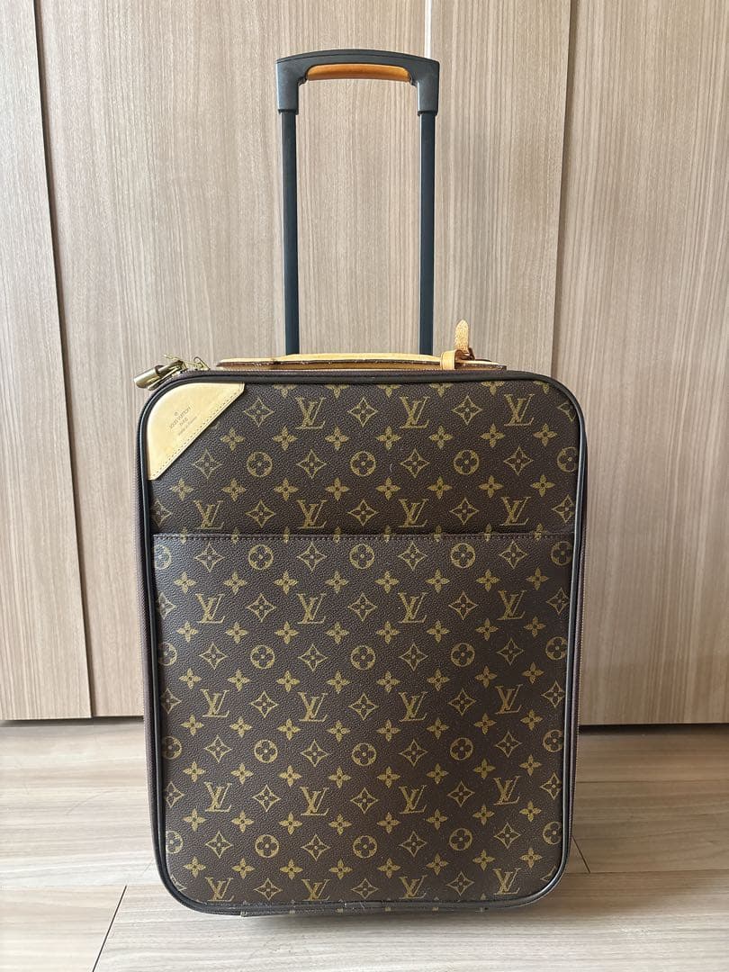 【ちゃんはる】Louis Vuitton 2輪キャリーケース
