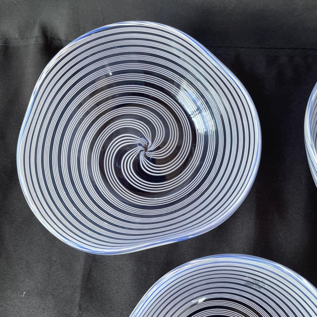 ヴェネチアングラス　　　　　　　　　渦巻き模様の透明ボウル5個セット