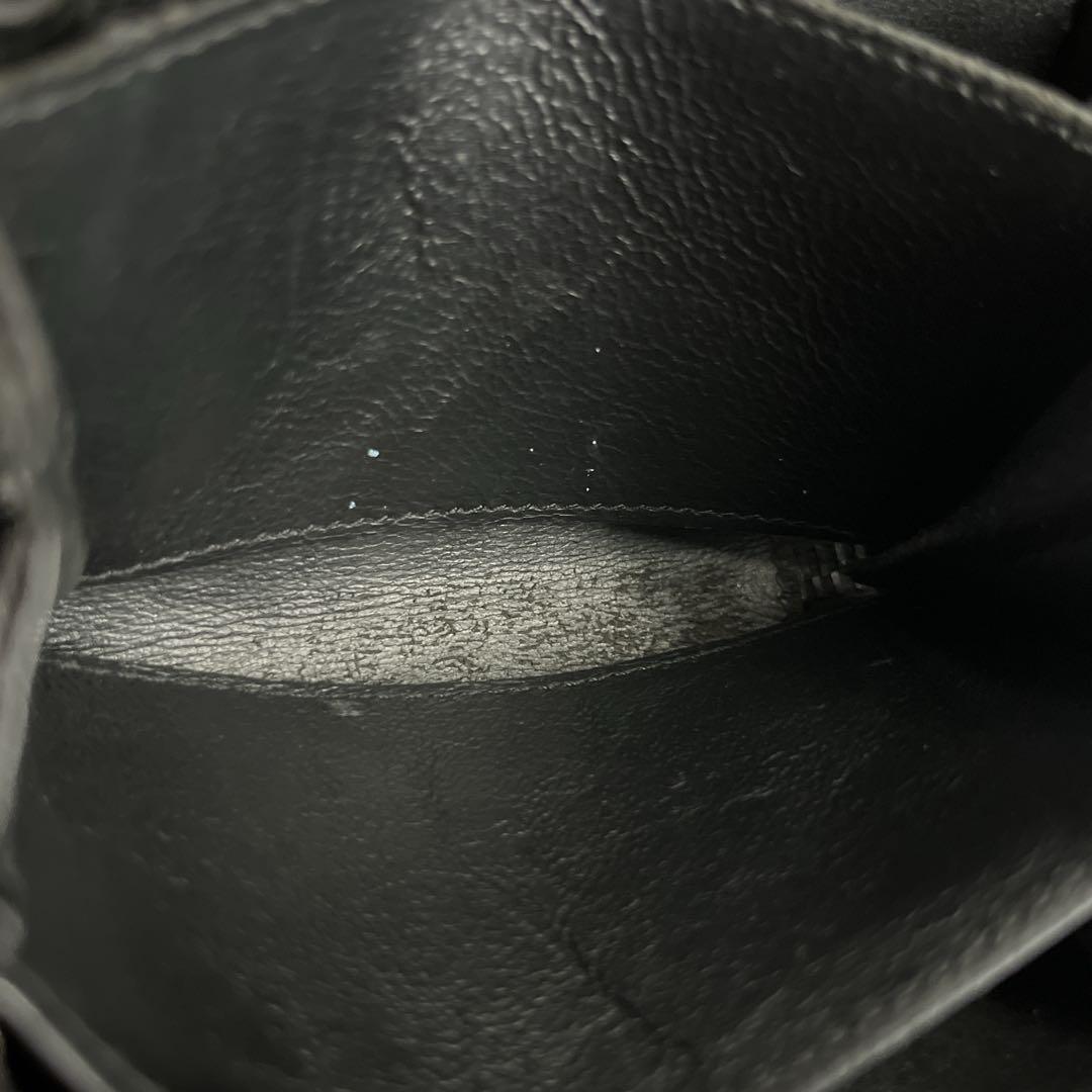 イヴサンローラン　ケース　ラウンドファスナー　YSLロゴ　小銭入れ　レザー