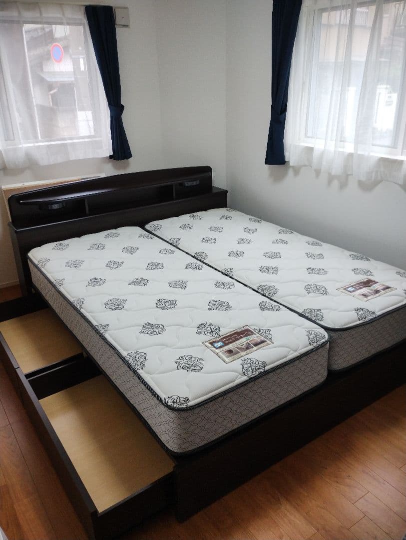 ニトリ　ベッドフレームのみ　クイーンサイズ