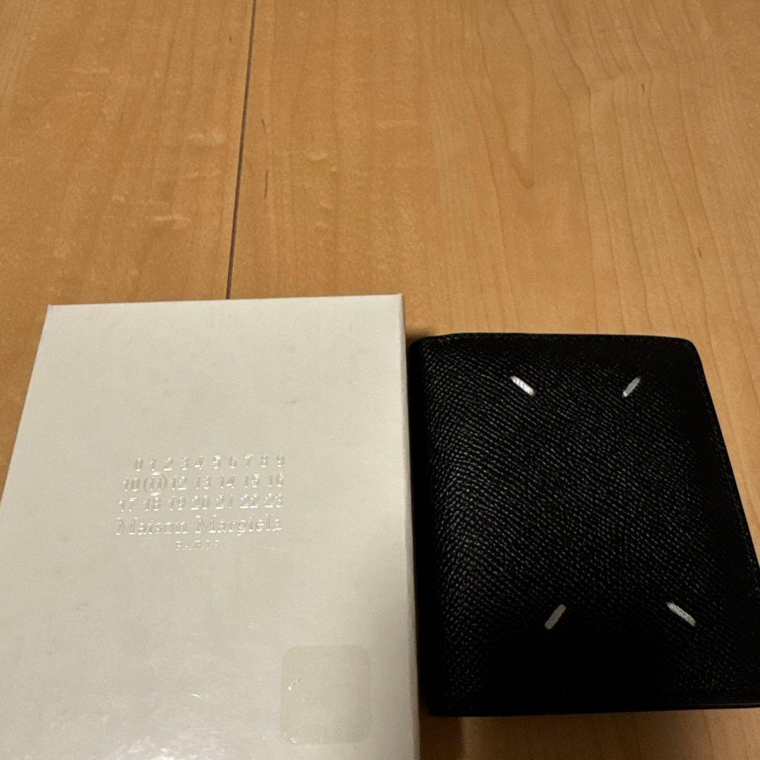 マルジェラ　二つ折り財布