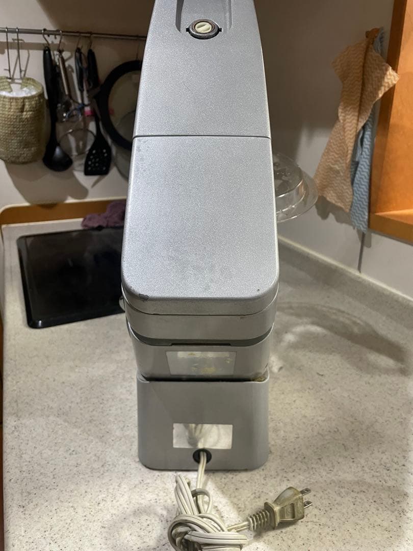 DeLonghi KM4000 シルバー キッチンミキサー