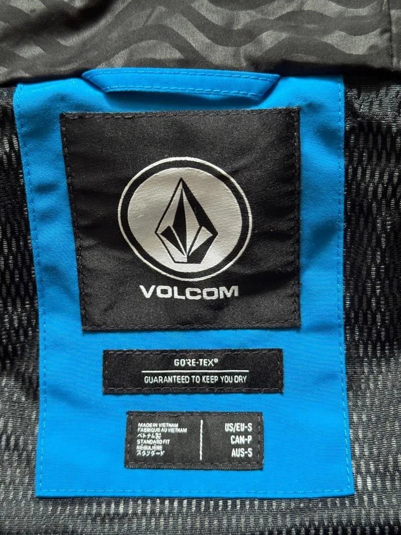 【送料無料】 VOLCOM GORE-TEX スノーボードウェア ジャケット S