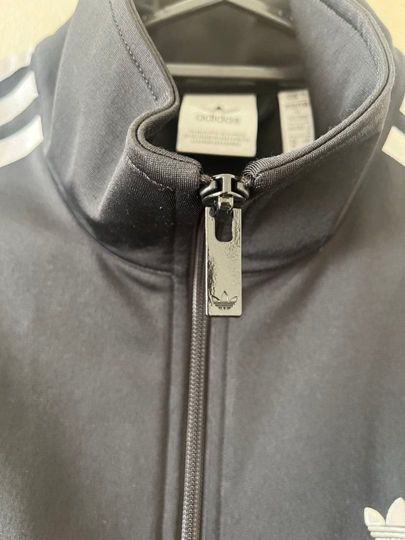 adidas アディカラー クラシックス ファイヤーバード トラックトップM