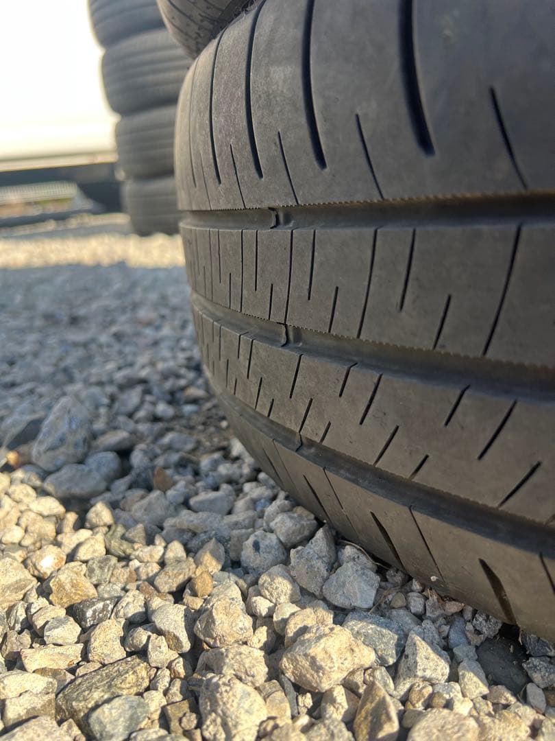 ダンロップ　エナセーブ　rv505 215/60r17 23年製