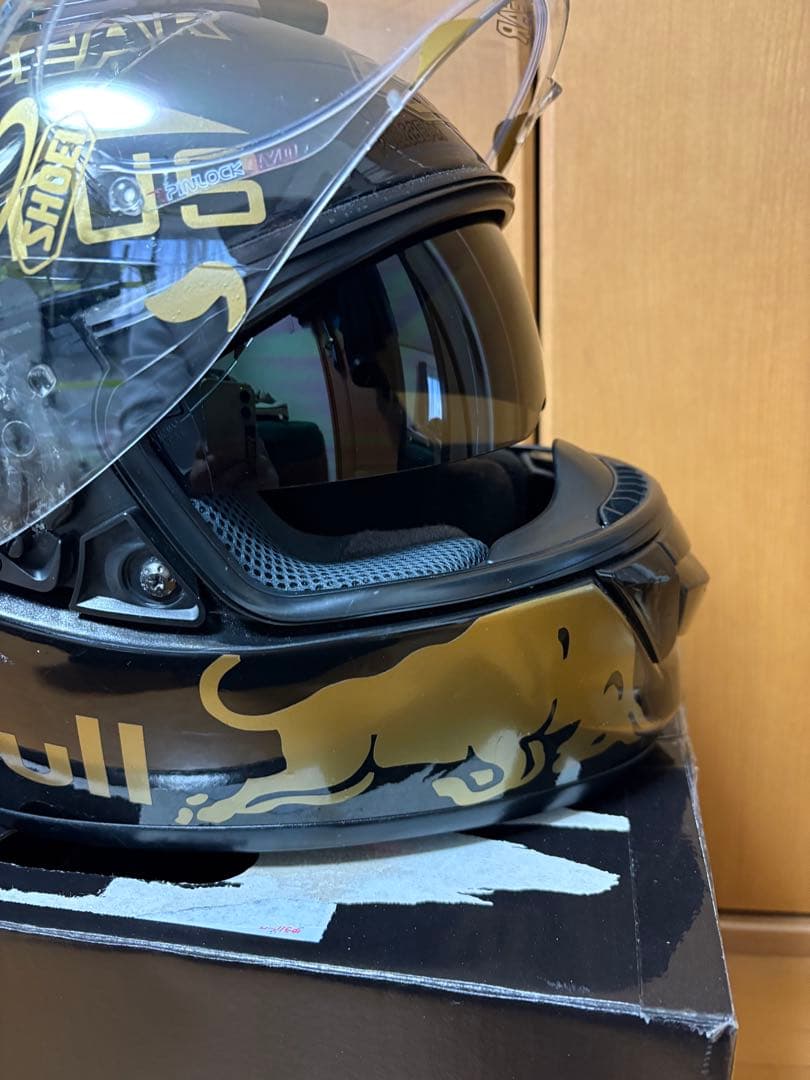 SHOEI GT-Air ステッカーカスタム　Mサイズ　中古ジャンク　マルケス