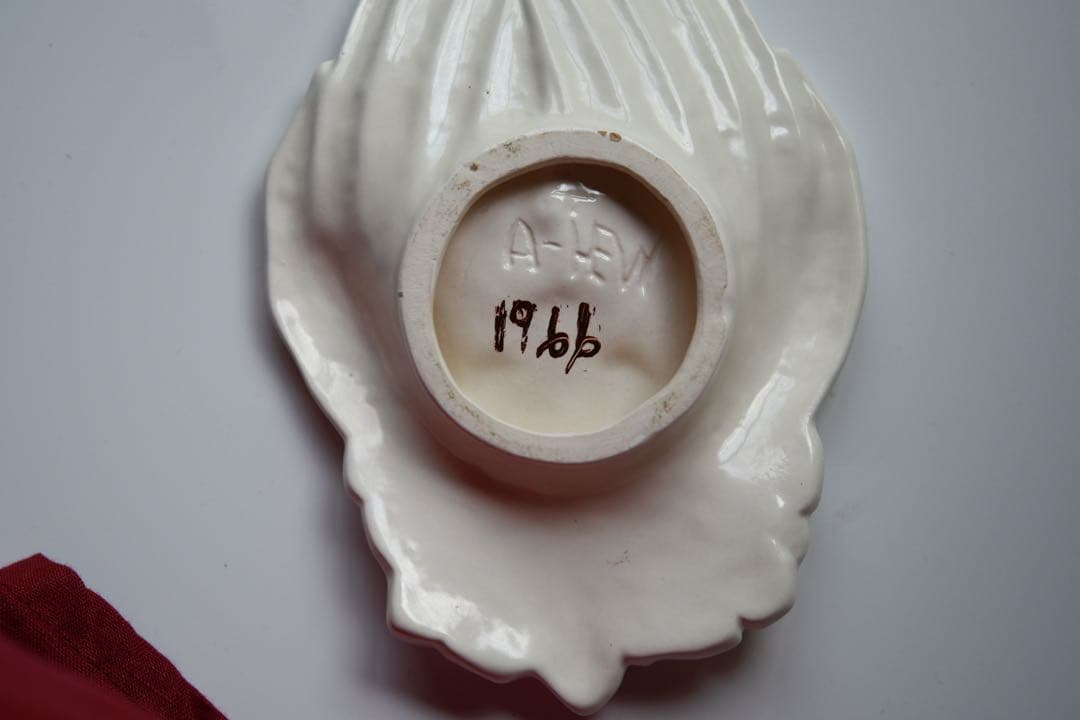 ホワイト 手の形状の皿　ハンドトレイ　ヴィンテージ