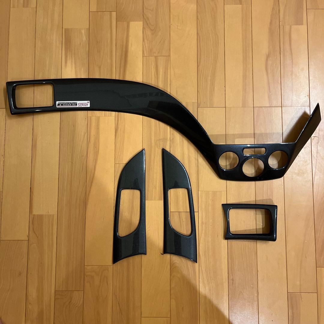 スバル純正オプション　インプレッサ GRB用カーボンパネル