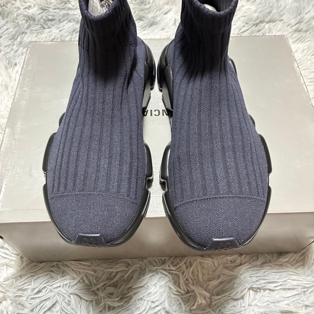 【ほぼ未使用】BALENCIAGAスピードトレーナー〈参考価格117,000円〉