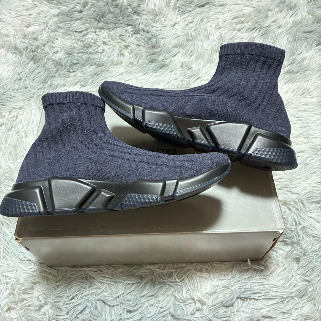 【ほぼ未使用】BALENCIAGAスピードトレーナー〈参考価格117,000円〉