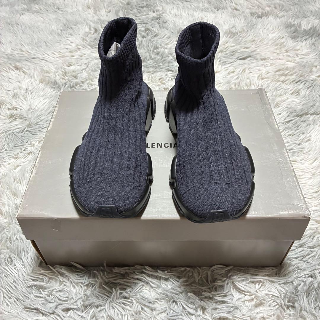 【ほぼ未使用】BALENCIAGAスピードトレーナー〈参考価格117,000円〉