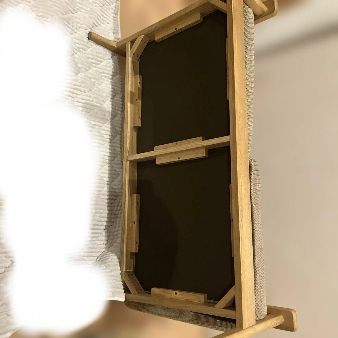 ベージュの木製フレームソファ送料込み