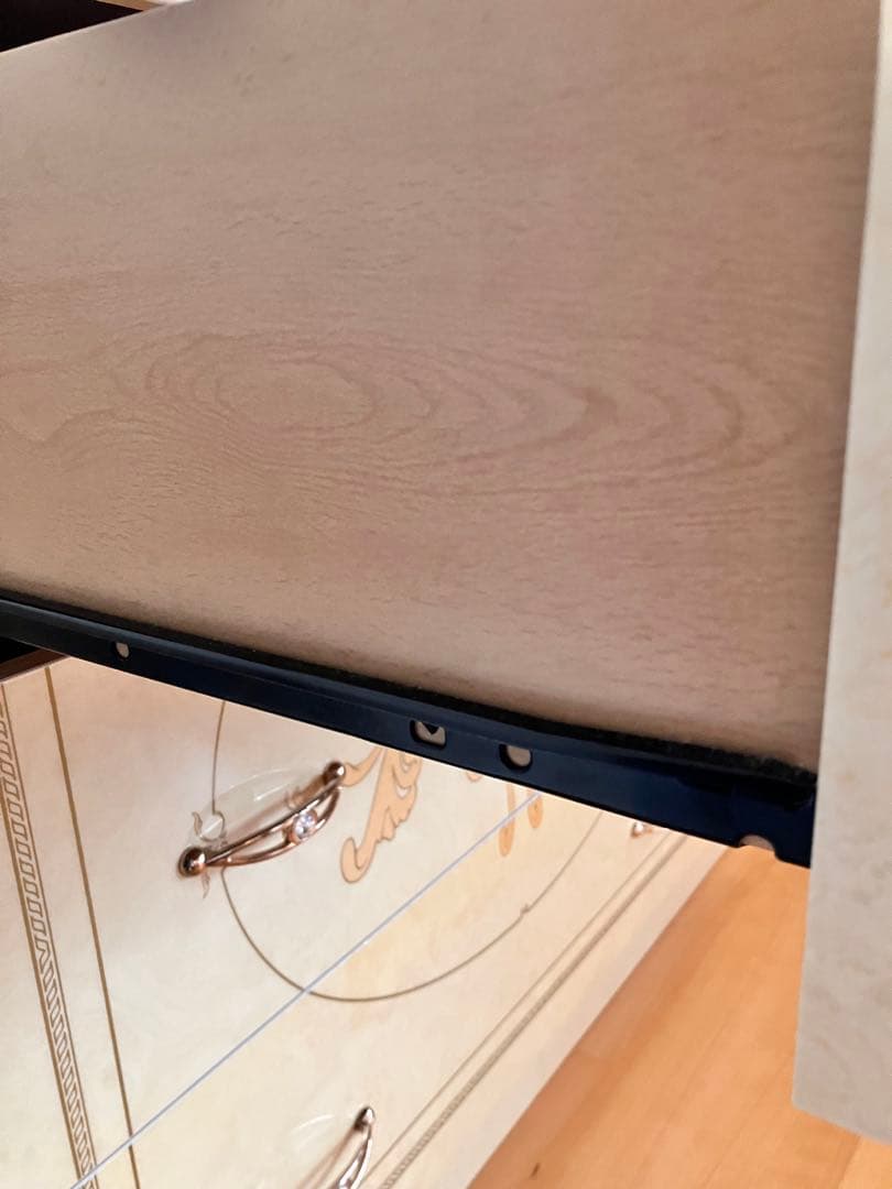 サルタレッリ フローレンス イタリア家具クリーム色の木製チェスト