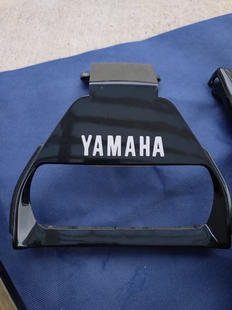 YAMAHA R1-Z　カウル　外装　黒