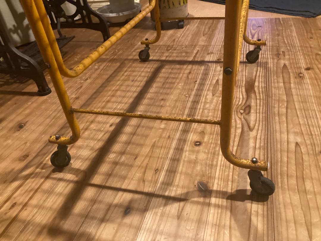 昭和レトロ　ワイヤーワゴン　キャスター付　店舗什器　超シャビージャンクガーデン③