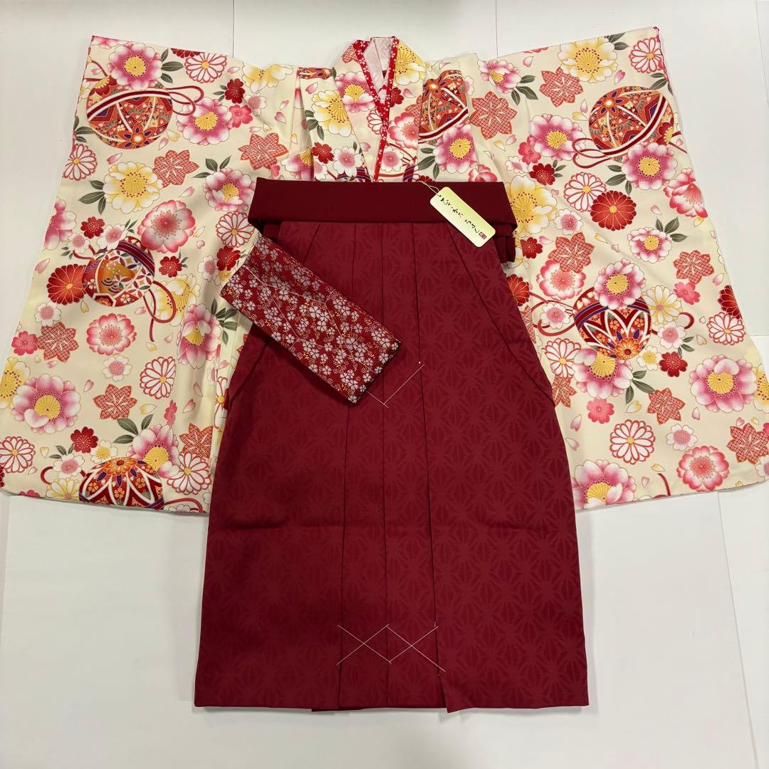 七五三　3歳女の子　着物・袴セット　ひさかたろまん　手鞠　アイボリー　八重桜