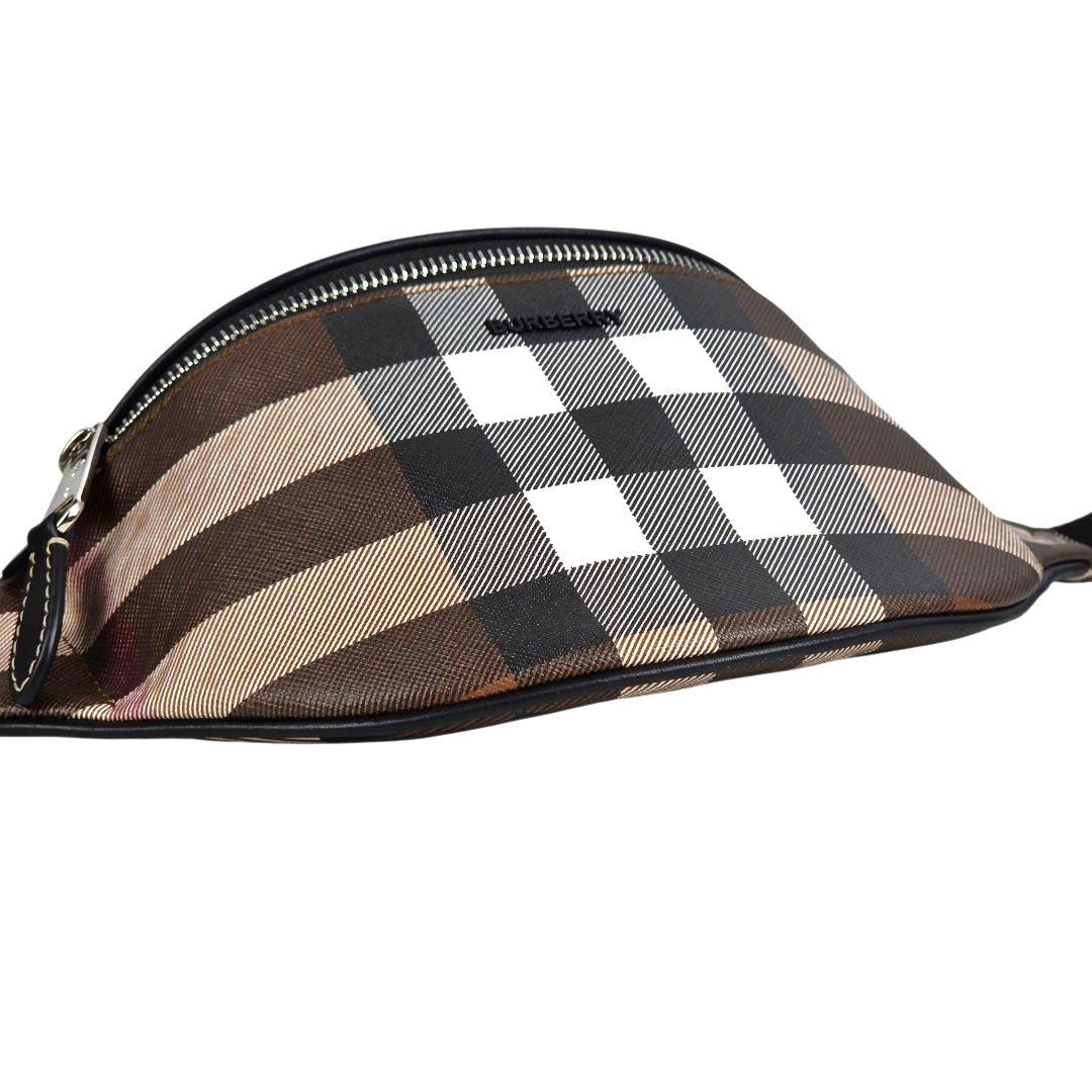 未使用 バーバリー BURBERRY チェック ロゴ ボディバッグ