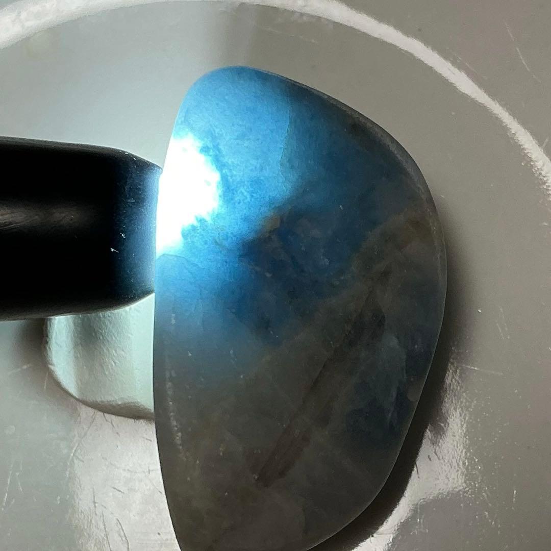 コン沢翡翠　原石　22.4g（140）