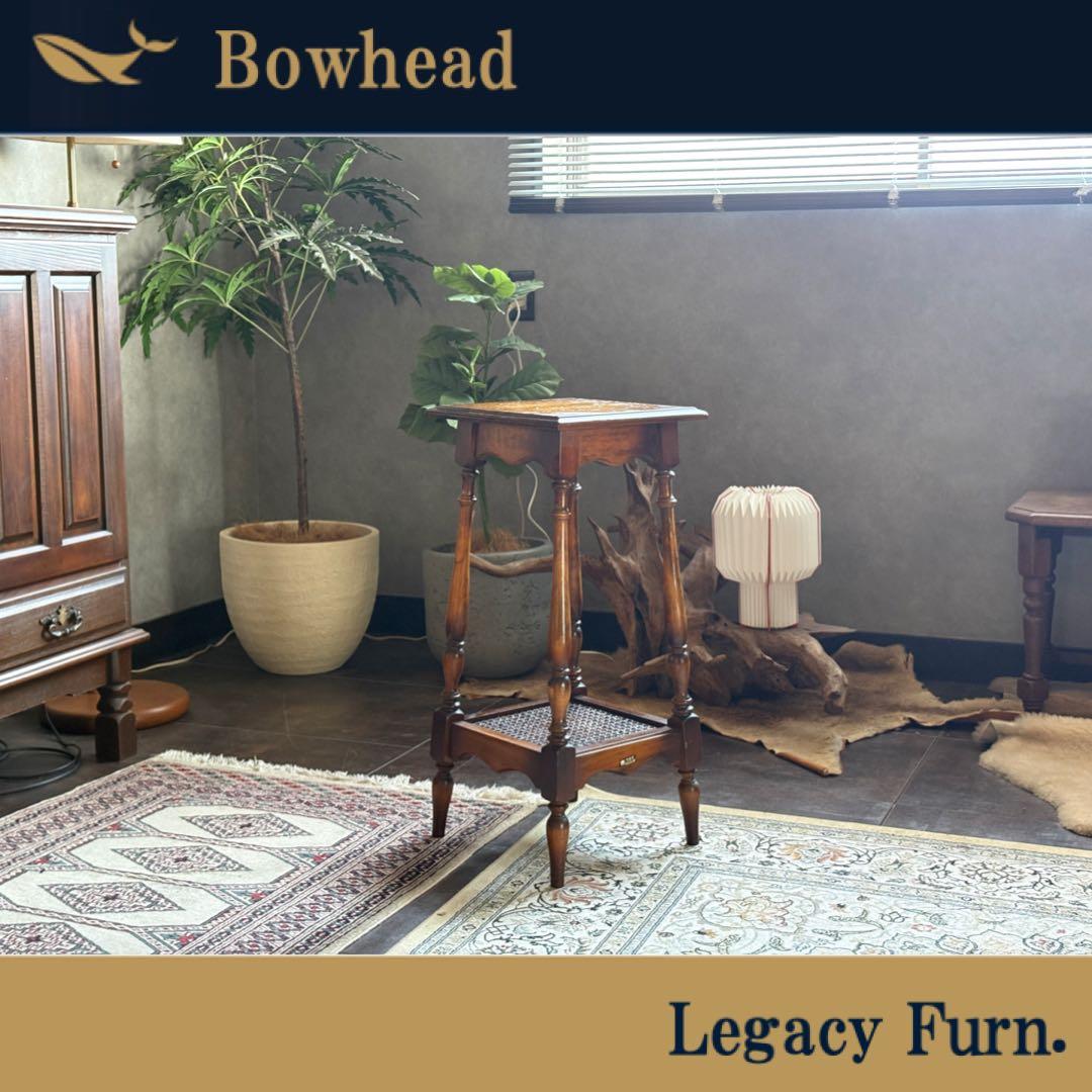 カリモク　サイドテーブル　アンティーク調　ディスプレイ家具　レトロ　IZ