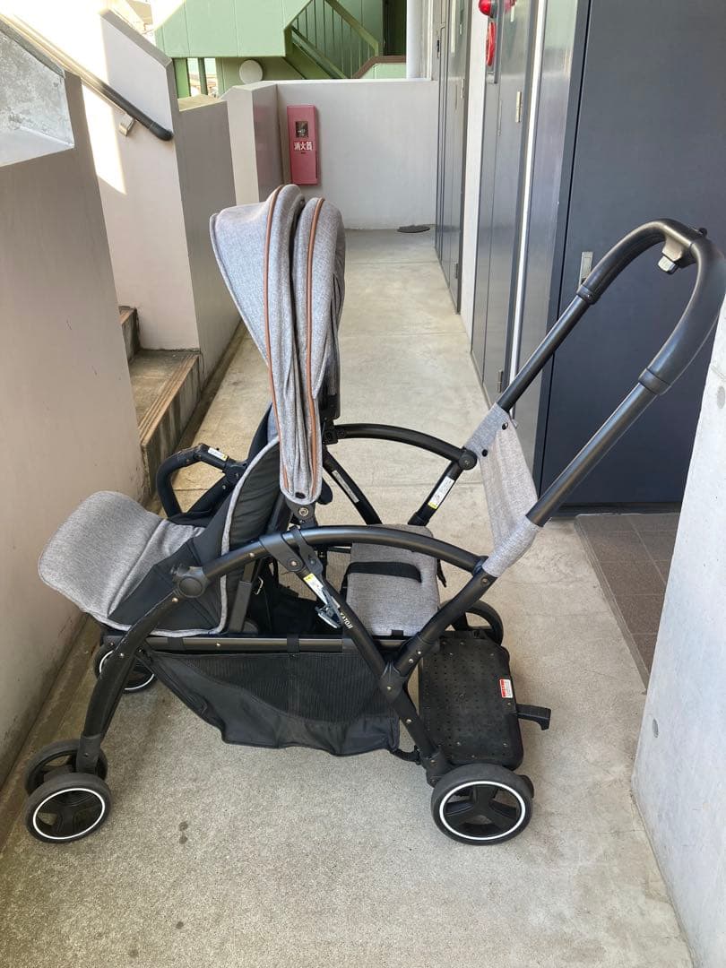 ベビーカー 2-Seater（グレー）品番：41008
