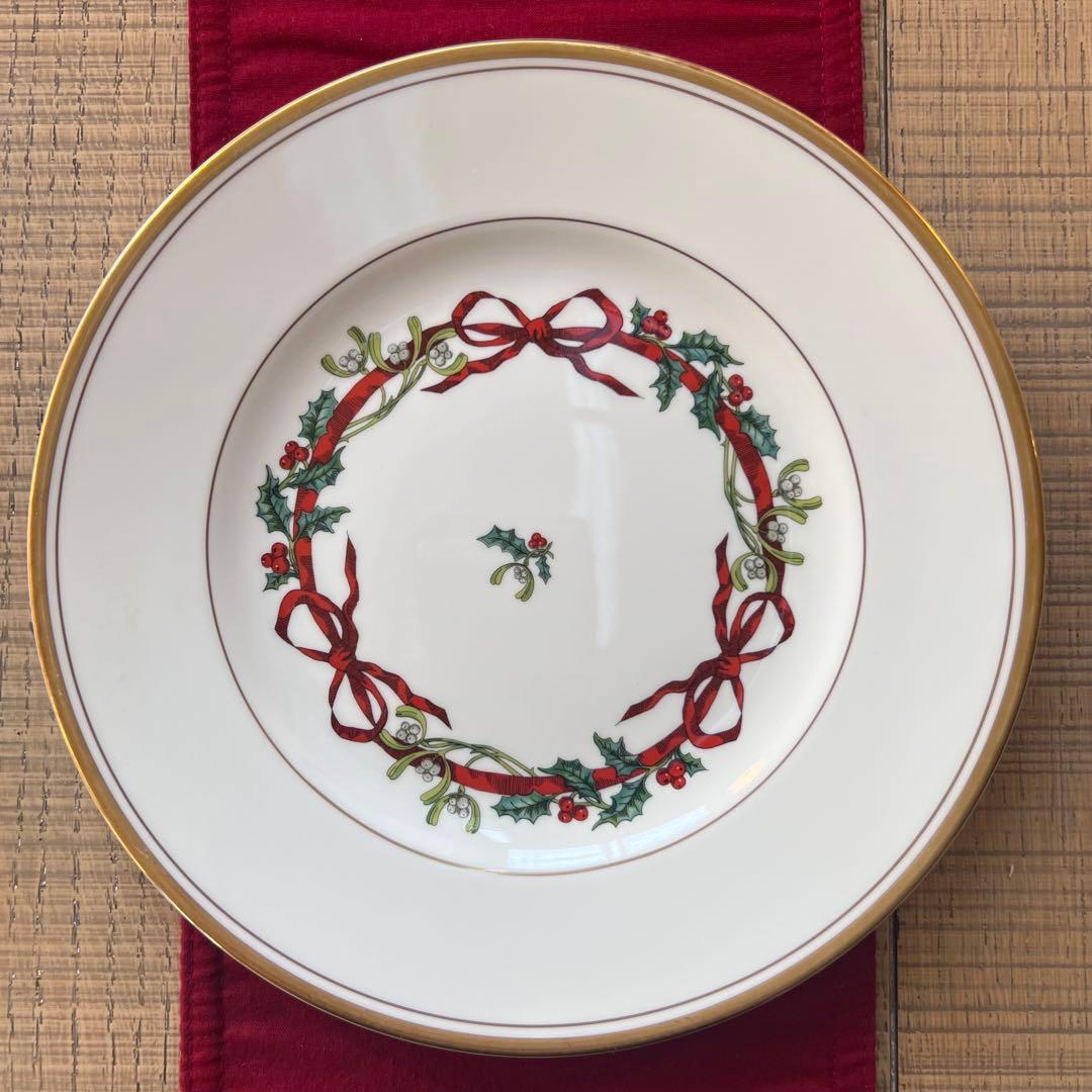  WORCESTER Holly Ribbonsサラダプレートセット
