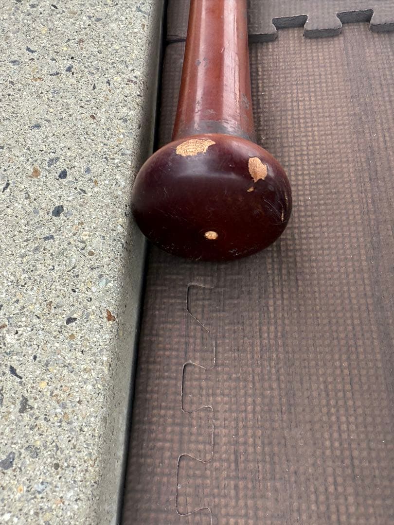 ビクタス　硬式木製　バット　V51