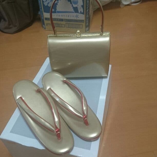 成人式の草履とバック