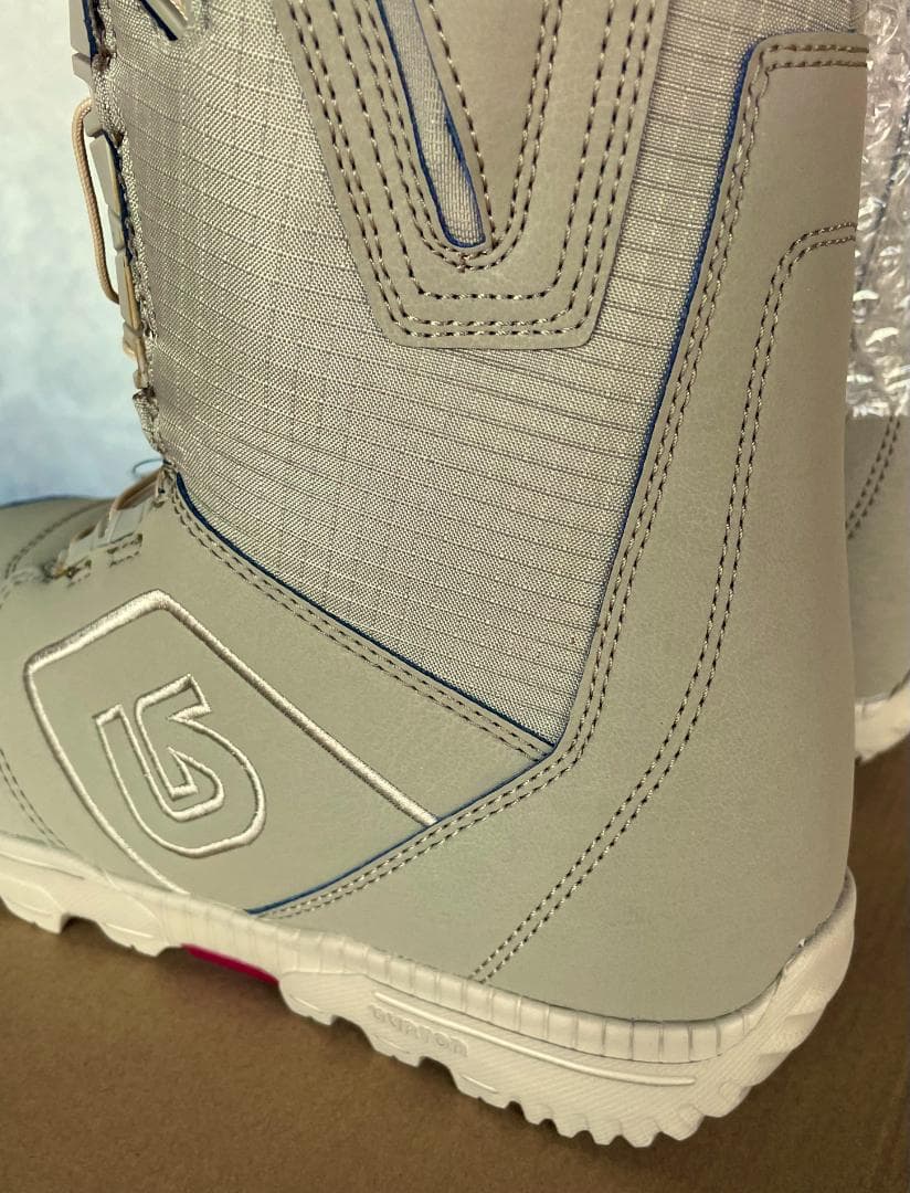 新品　 バートン モト スノーボードブーツ メンズ 24cm