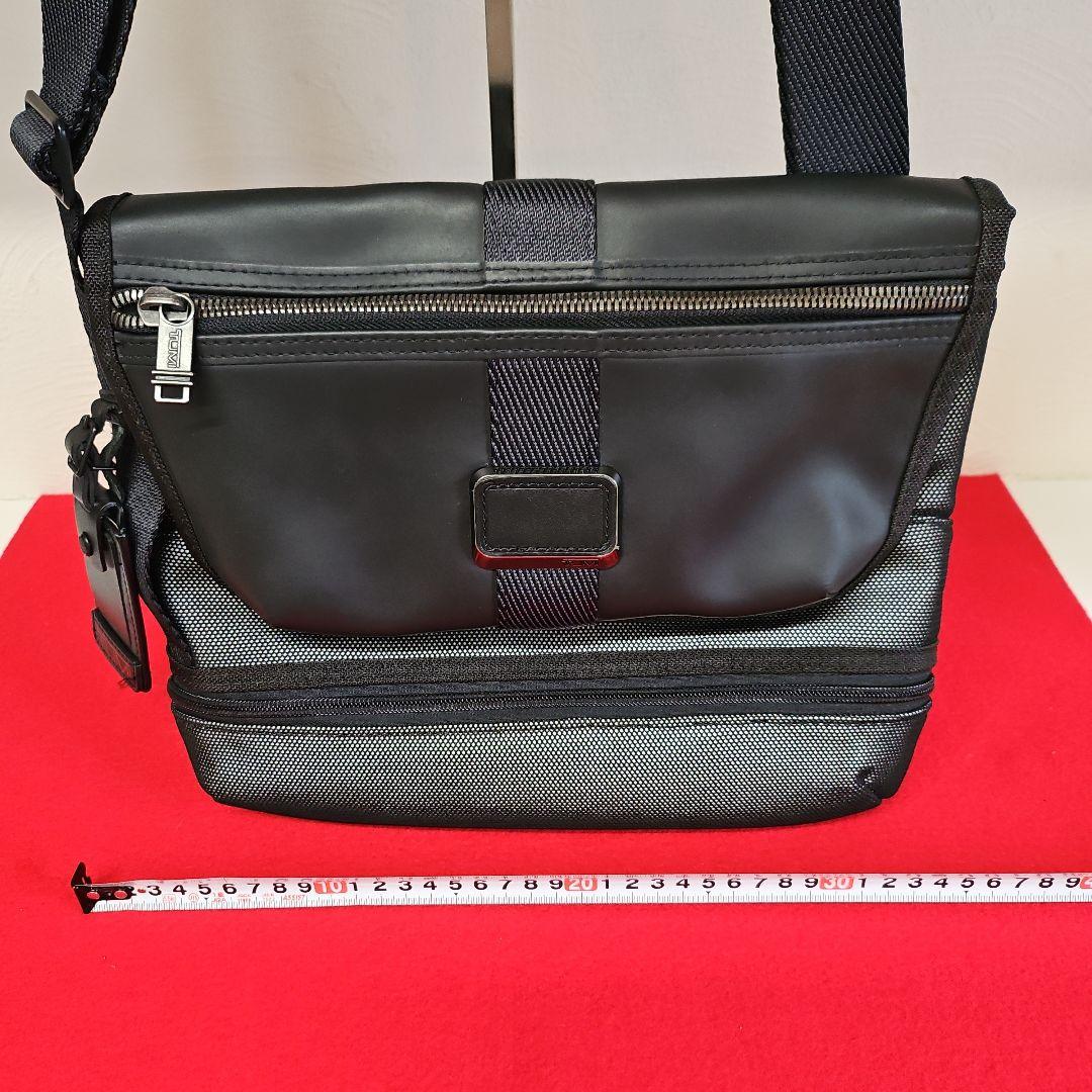 ぼぼ未使用美品★TUMI アルファブラボーバッグ ナイロン レザーメッシュ
