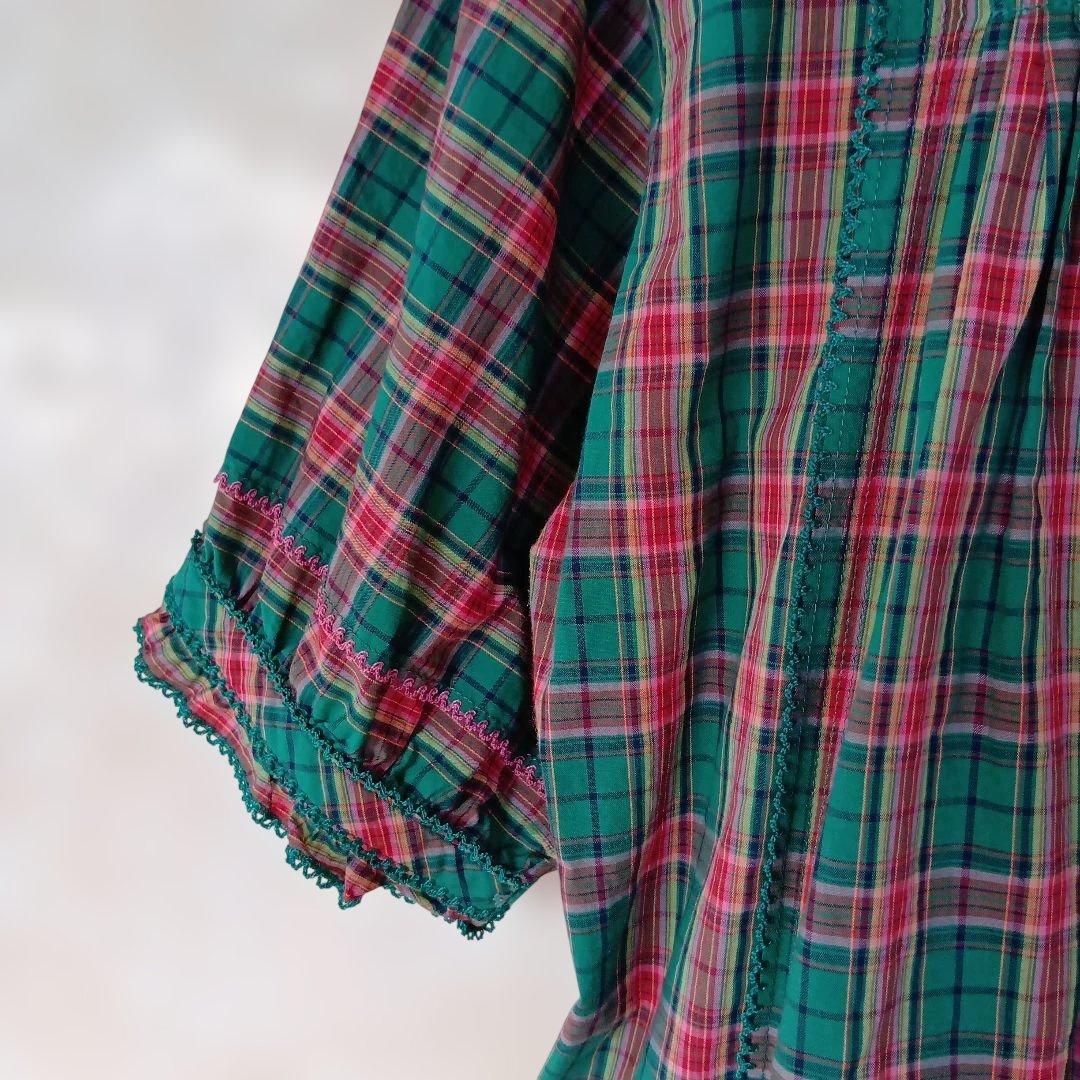 ピンクハウス　フリル付き半袖ブラウス 緑と赤のチェック柄