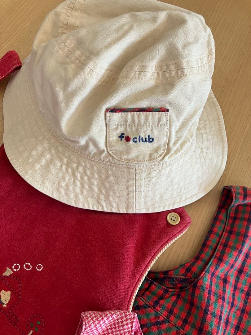 赤いベビー服6点セット　女の子ワンピースベスト帽子